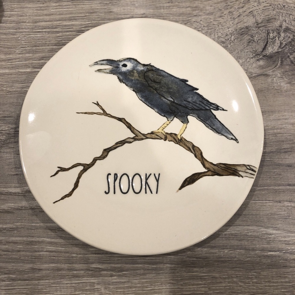 Rae Dunn ‘SPOOKY’ 6” inch plate 2019